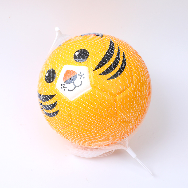 0Y8A0413