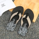 Simple mens flip flops with geometry graphic ribbon-black and beige  44-45