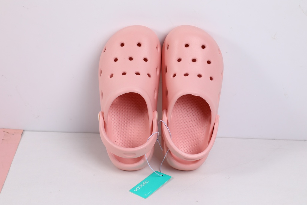 Sweet beach shoes with holes size 35-36 (light pink)