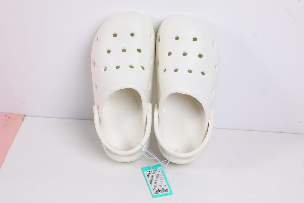 Sweet beach shoes with holes size 39-40 (off-white)