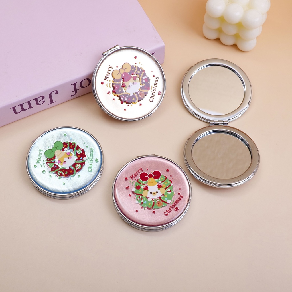 Christmas Series - Wreath Round Princess Mirror