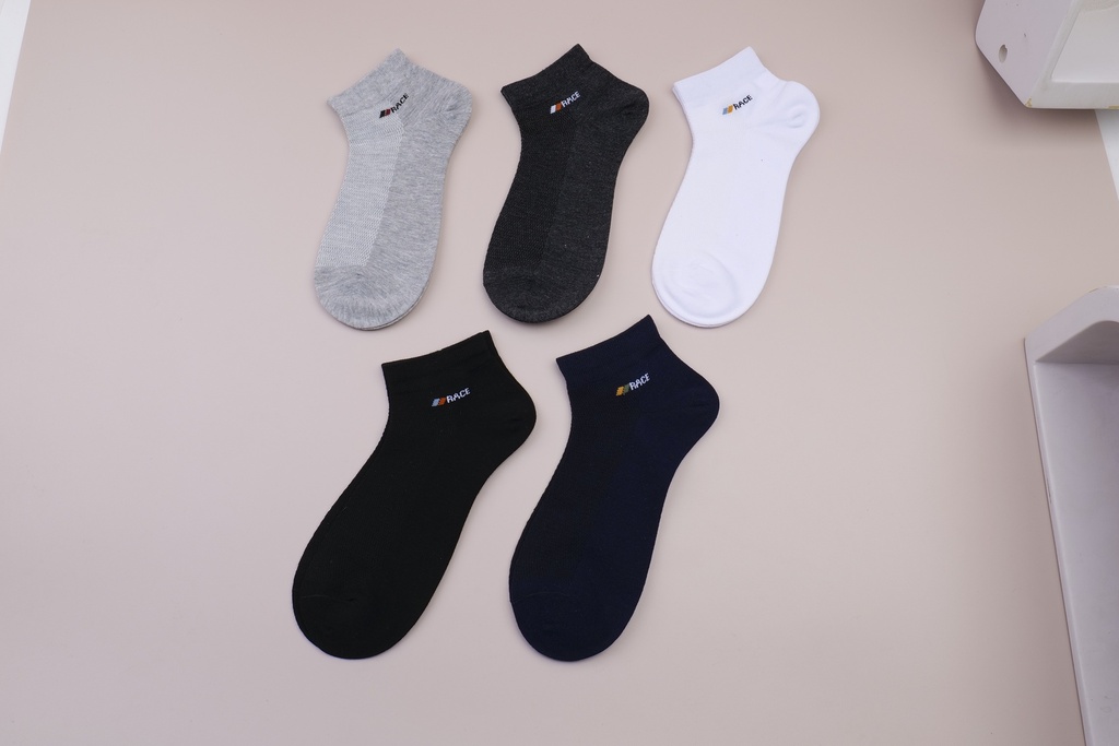 Simple letters men’s short socks 3 pairs