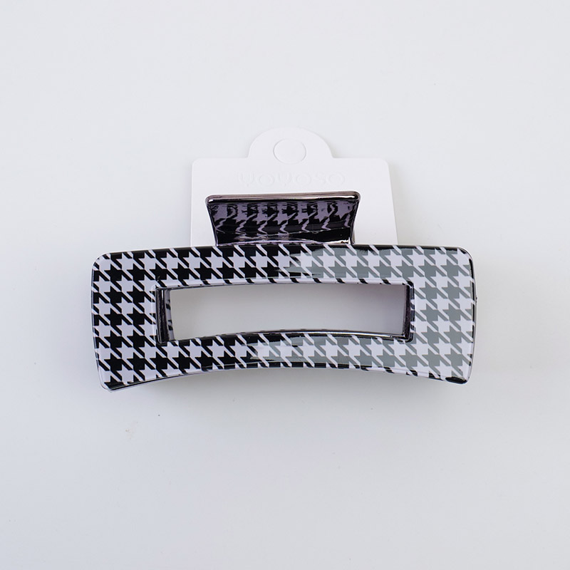 Plaid Square Acrylic Claw
