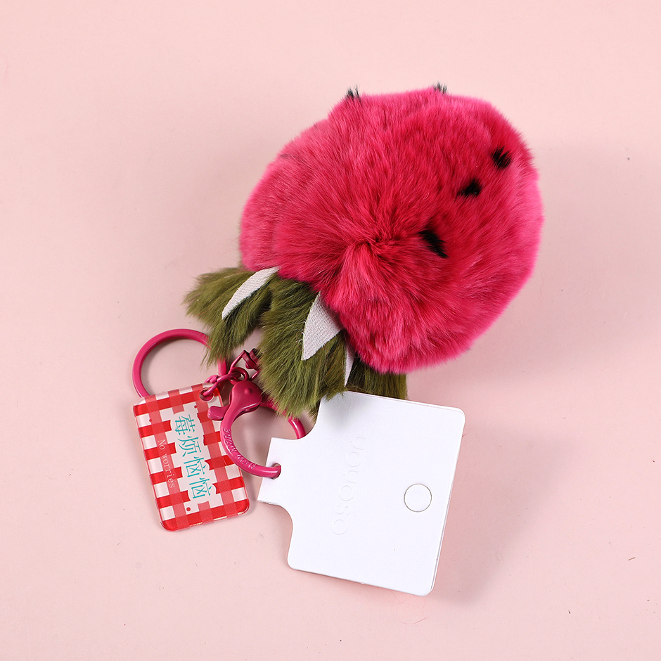 Fashion strawberry pendant