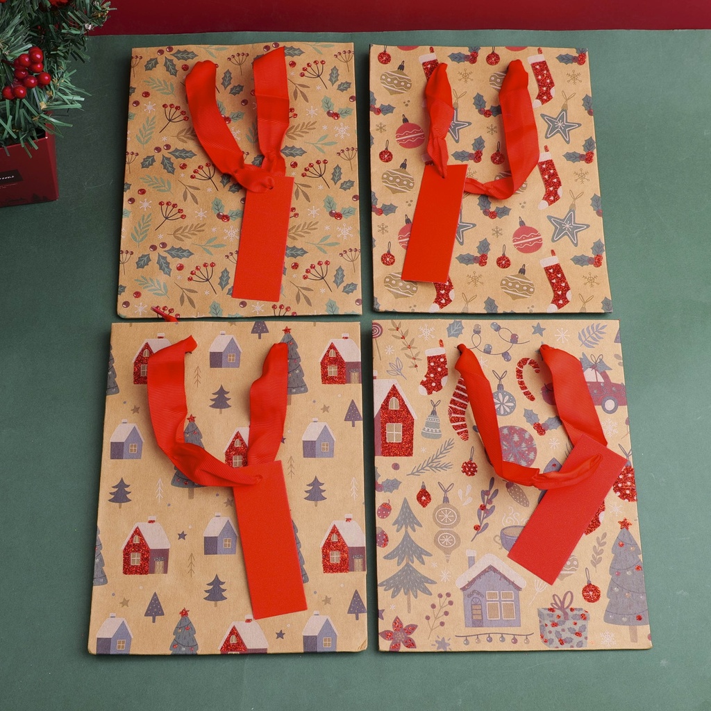 Christmas Series - Winter Letter Upright Gift Bag Size S