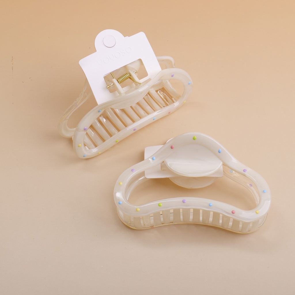Dotted cloud claw clip
