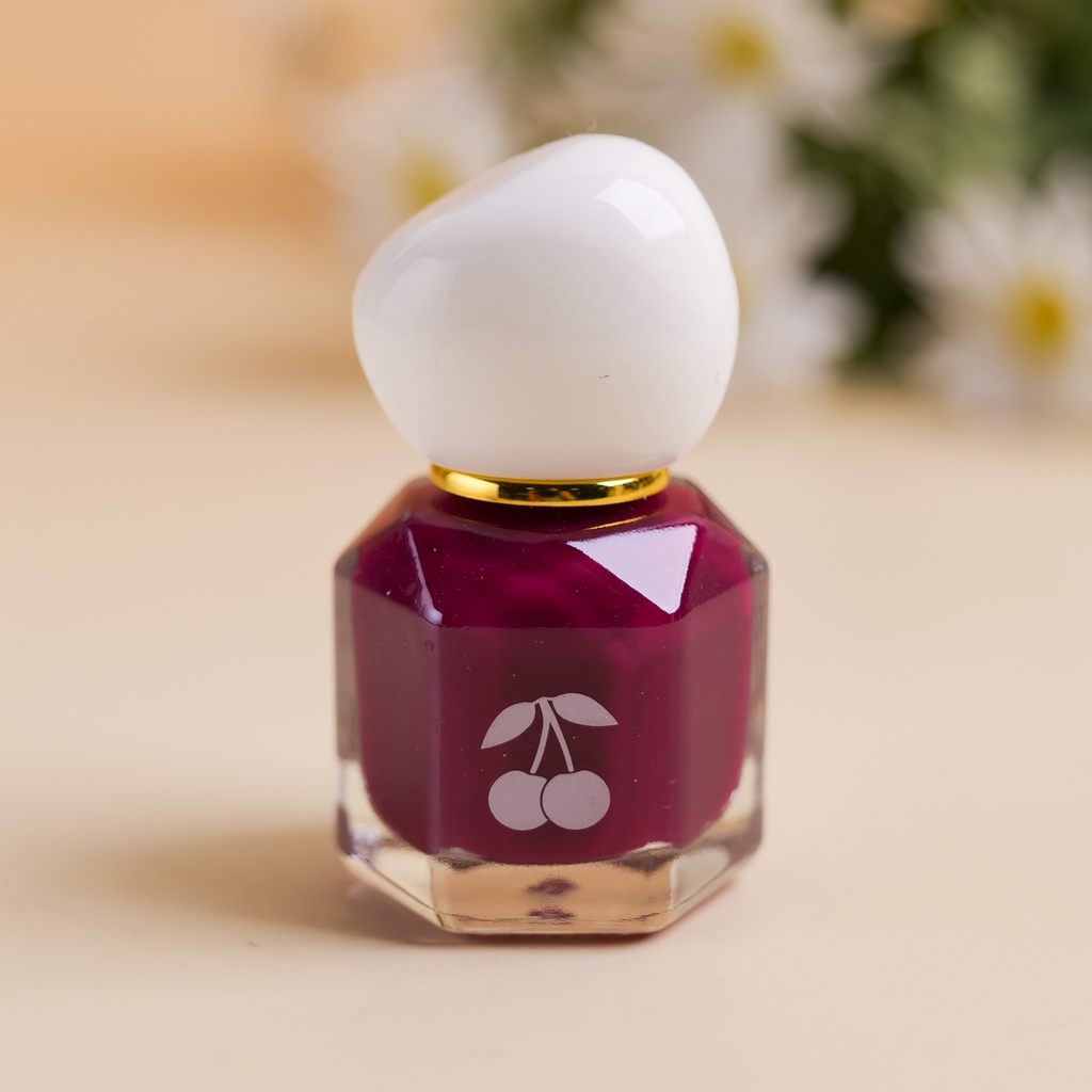Mountain Dark Blue Oil-based Nail Polish - Dark Red