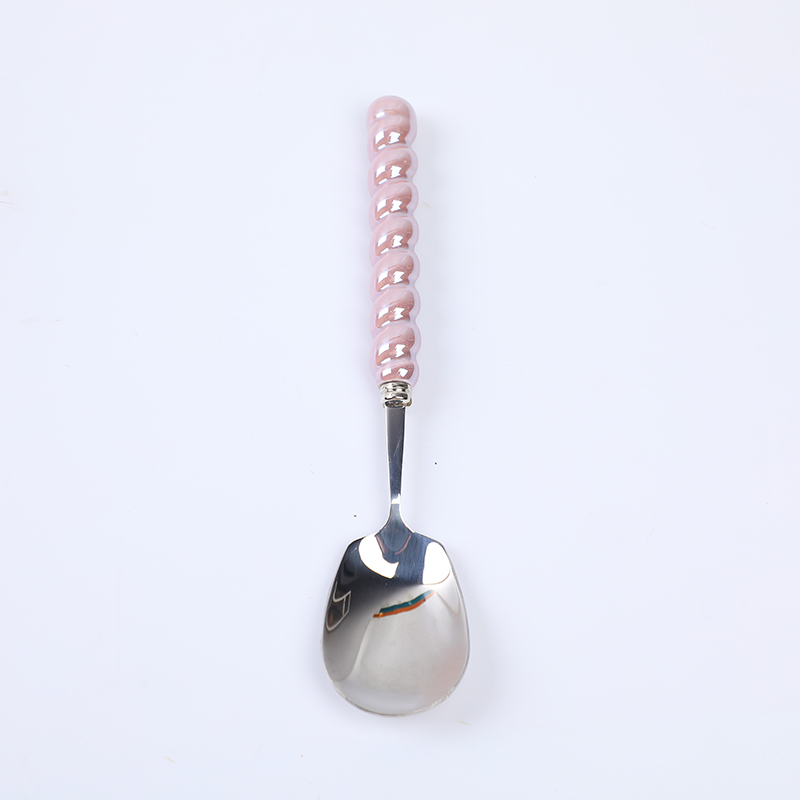 Spiral style spoon