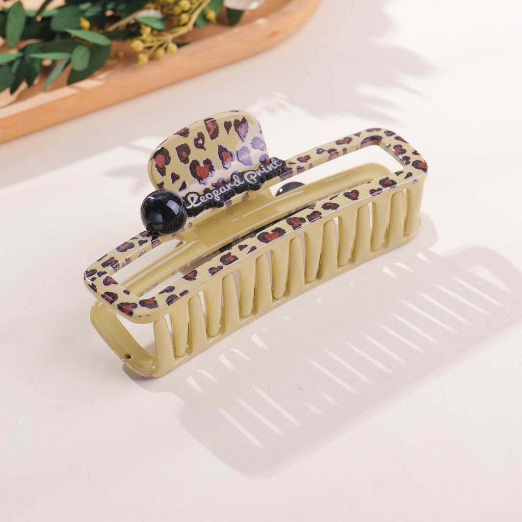 Coffee Leopard Series – Oval Acrylic Claw Clip – 13cm