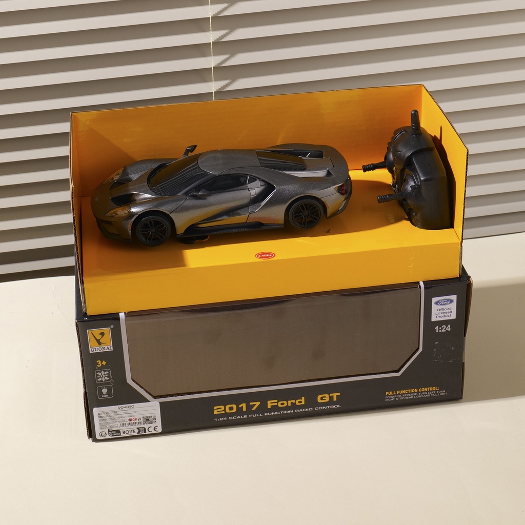 (866-2802)1:24 2017 Ford GT RC Car (Battery Not Included) - Gray