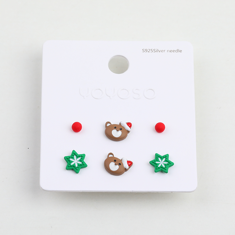 Christmas series bear and snowflake stud