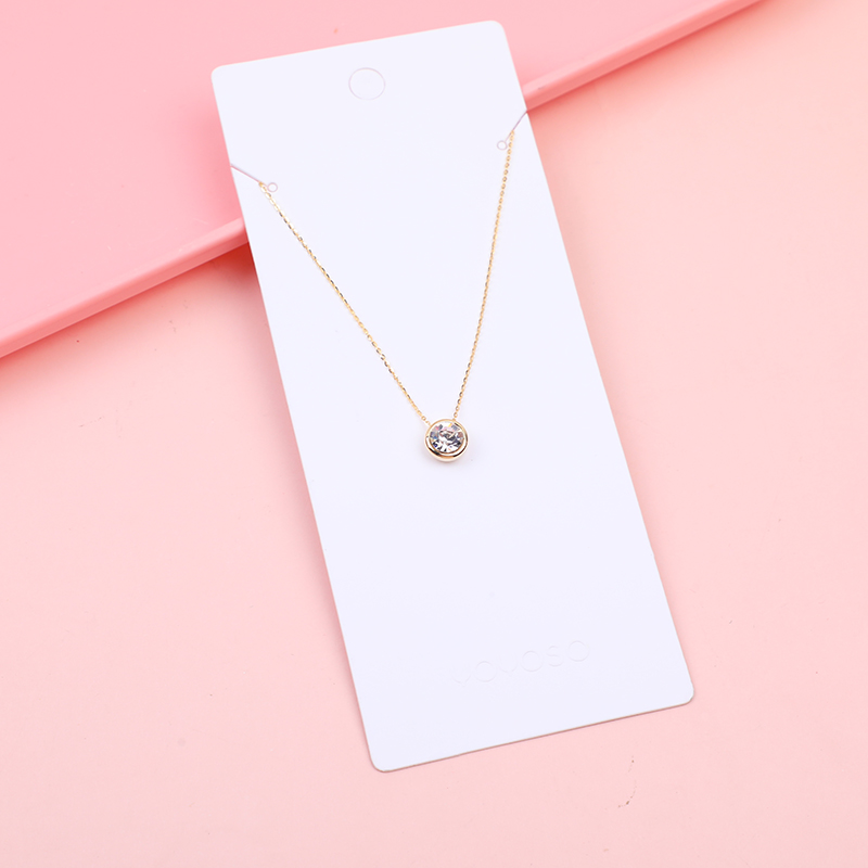 Minimalist zircon necklace